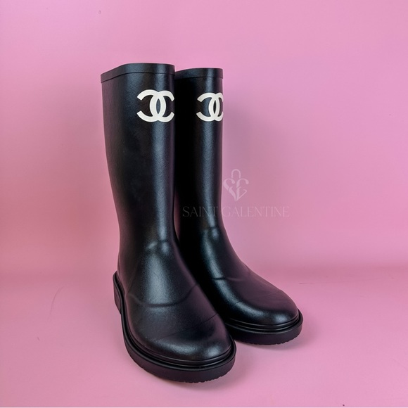 Chanel Rainboots in Black Size 41 - Picture 1 of 3